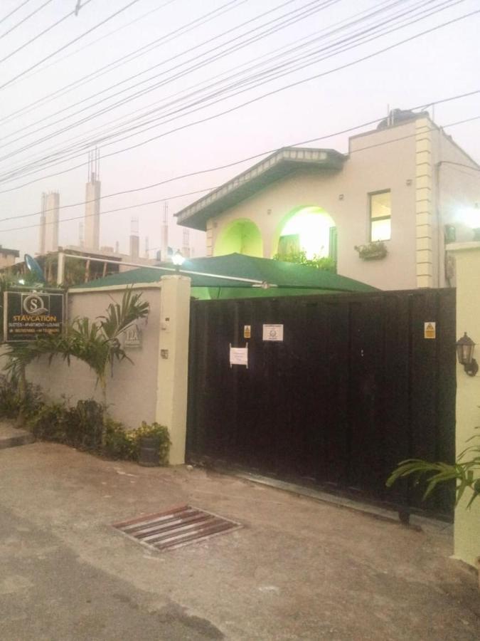 Staycation Suites And Apartment Lagos Exterior photo