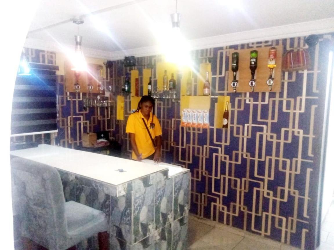 Staycation Suites And Apartment Lagos Exterior photo